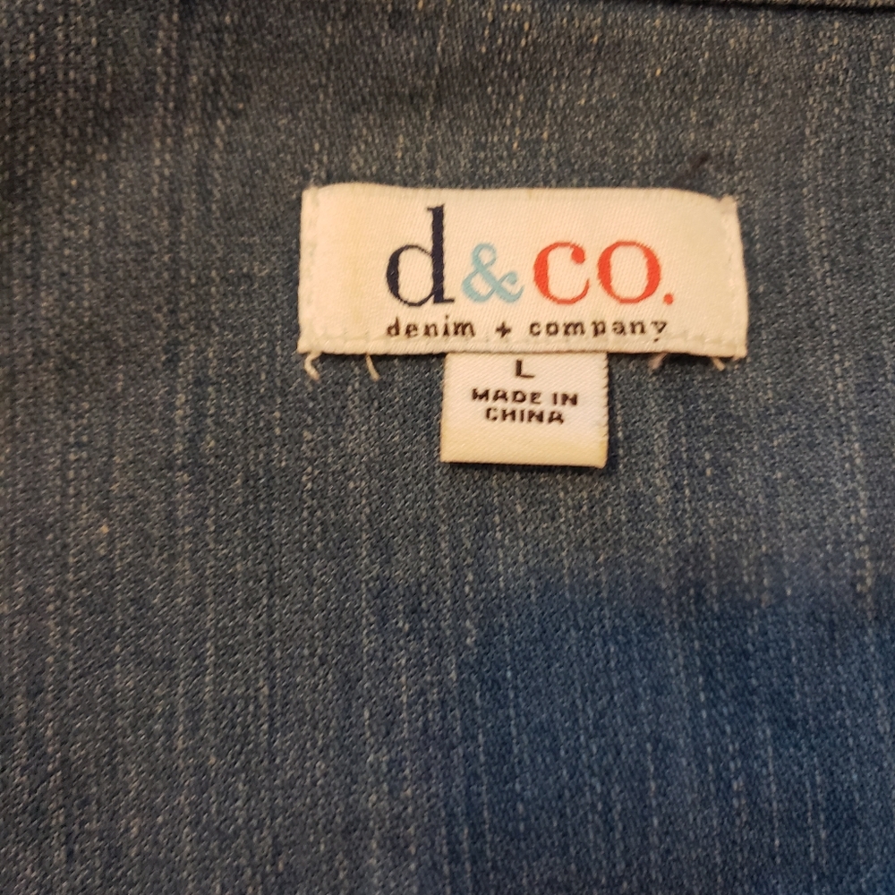 Vintage Denim & Co. Blue Jean Jacket Embellished Buttons Womens Size Large - Picture 3 of 6